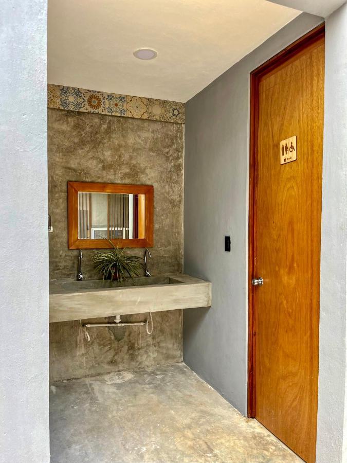 Ariche Valladolid Hotel & Hostal Luaran gambar