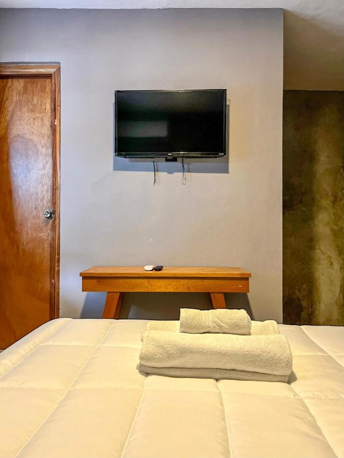Ariche Valladolid Hotel & Hostal Luaran gambar