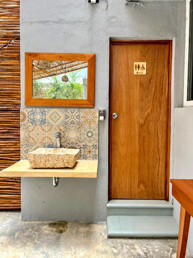 Ariche Valladolid Hotel & Hostal Luaran gambar
